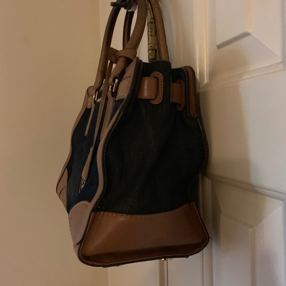 Designer Purses - Picture 5 of 5